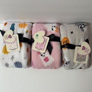 Halloween Fun Fleece Throws - Set of 3